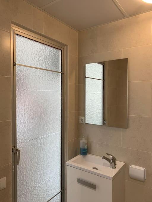 Cozy Room Guapo-Alicante Nearby The Beach And The Center Exterior photo