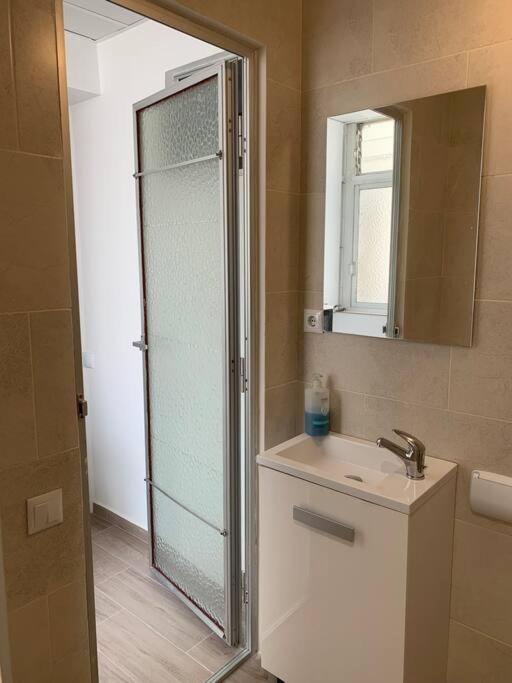 Cozy Room Guapo-Alicante Nearby The Beach And The Center Exterior photo