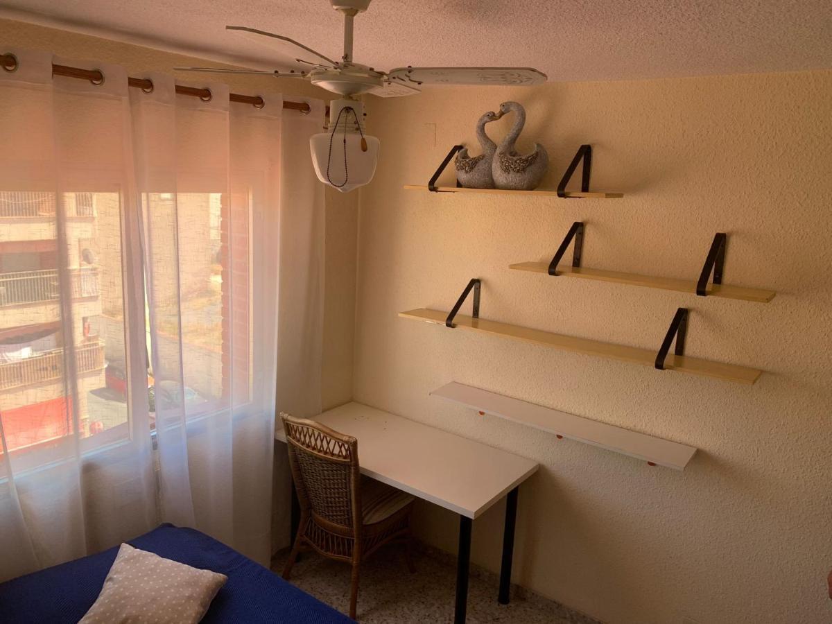 Cozy Room Guapo-Alicante Nearby The Beach And The Center Exterior photo